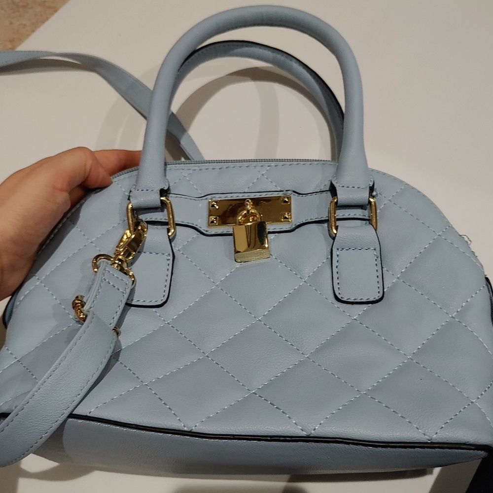 Apt 9 Purse